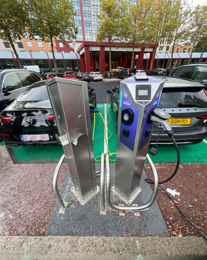 The Electric Charging Stations at Disney's Hotel New York: The Art of Marvel in Paris.
