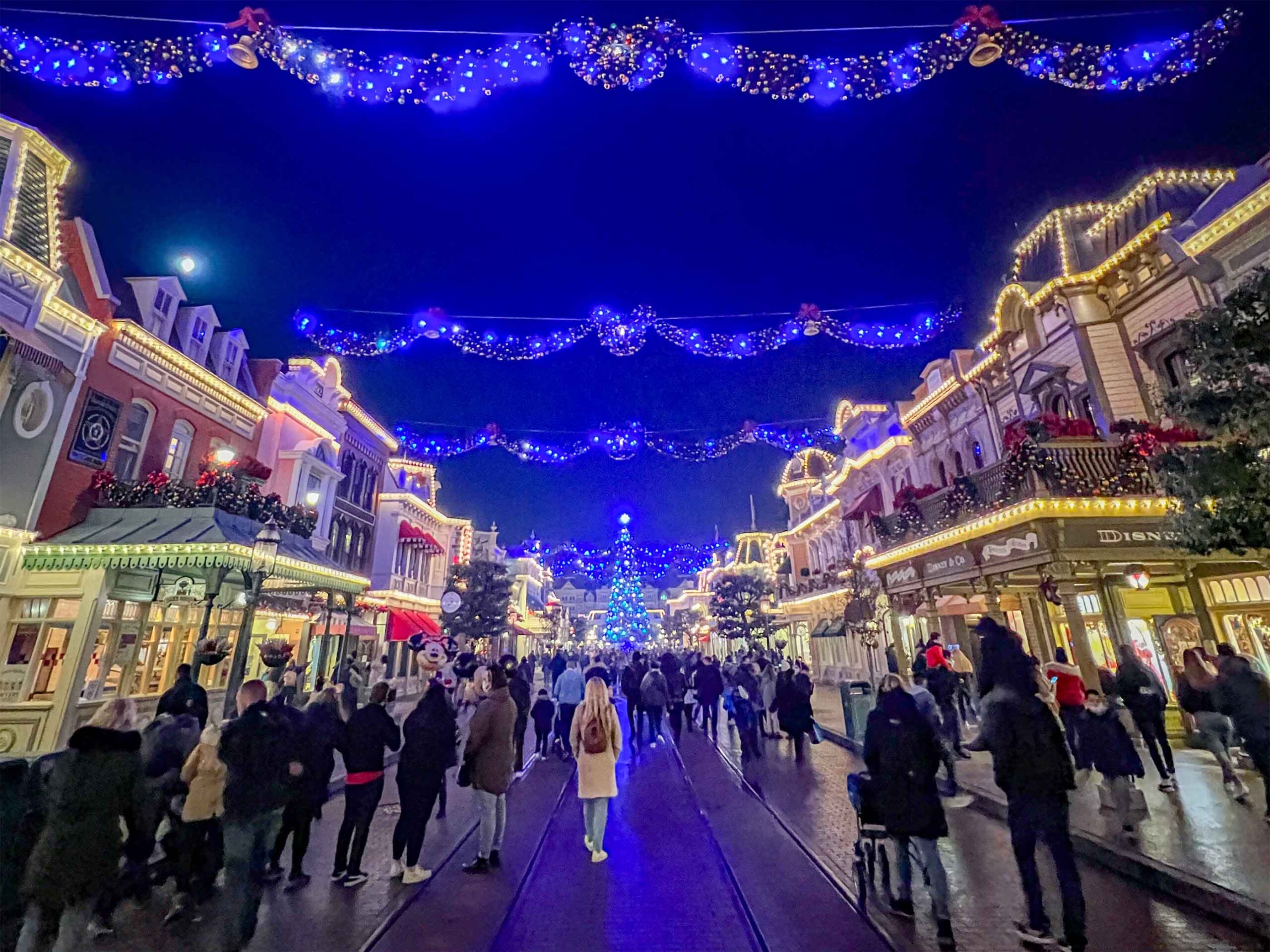 Looking back at the Christmas Season at Disneyland Paris | 2021