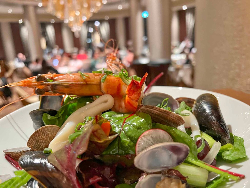 Seafood Salad, Rocket, Crunchy Vegetables and Lemon Vinaigrette at the Manhattan Restaurant, Disneys Hotel New York: The Art of Marvel, Disneyland Paris.