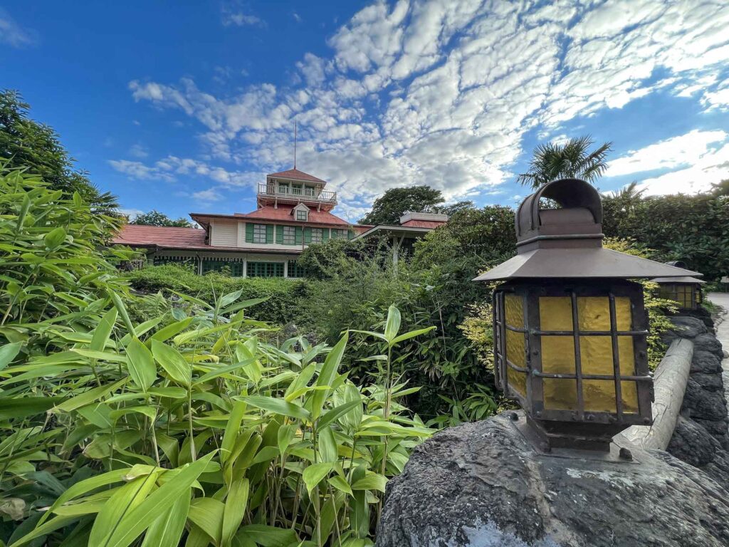 Colonel Hathi’s Outpost Restaurant Launches Indian Inspired Menu | Disneyland Paris