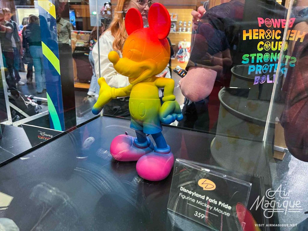 Disneyland Paris Pride Figurine Mickey Mouse