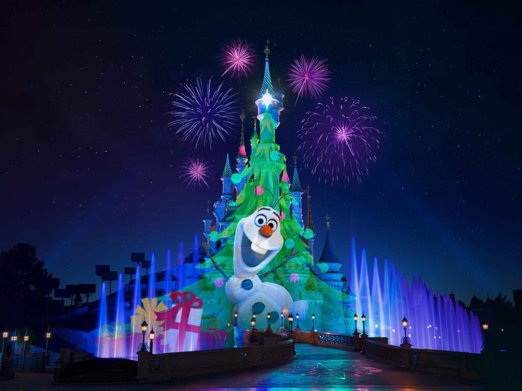 Illuminations Getting Replaced & Disneyland Paris Christmas Season News (2022)
