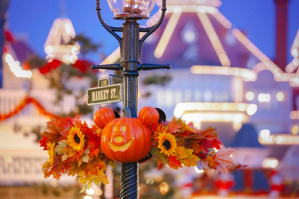 Halloween decorations on lamp posts on Main Street U.S.A. at Disneyland Paris. Source: Disney
