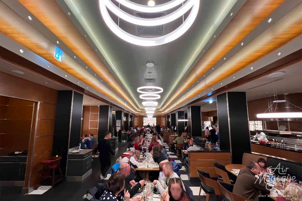 The dining area in Downtown Restaurant, Disney’s Hotel New York: The Art of Marvel.