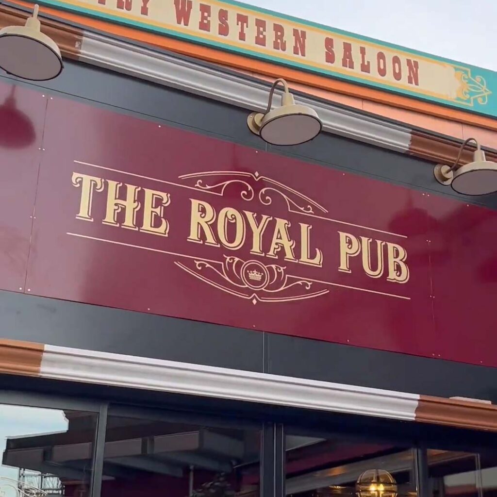 The Royal Pub Grand Opening & Menu Reveal | Disney Village Paris