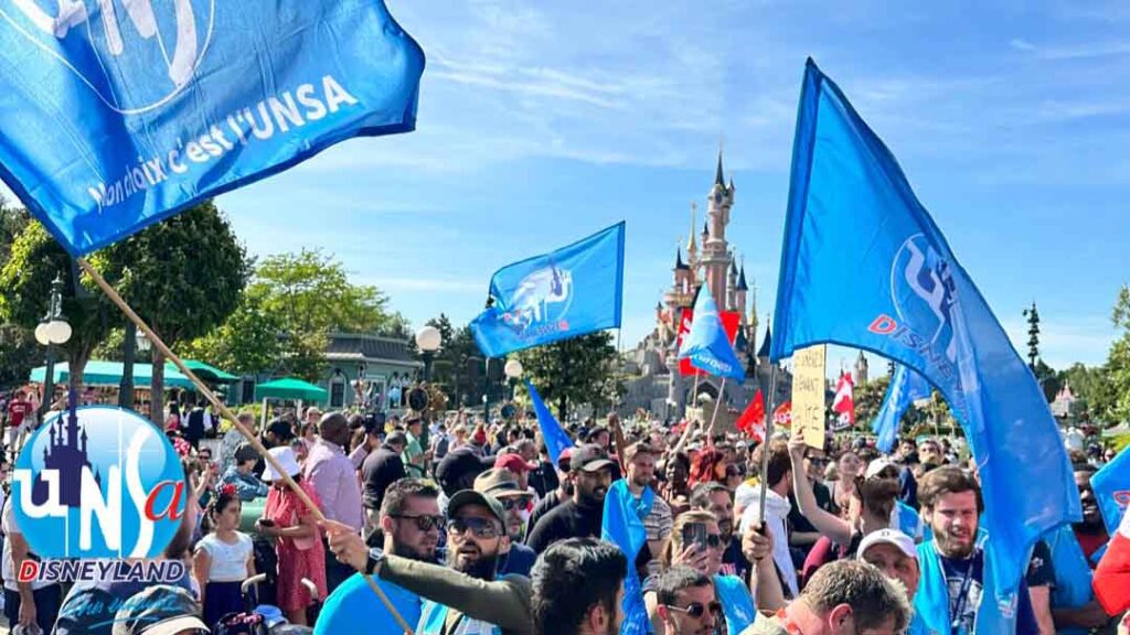 Disneyland Paris Cast Members Strike | March Through Theme Parks