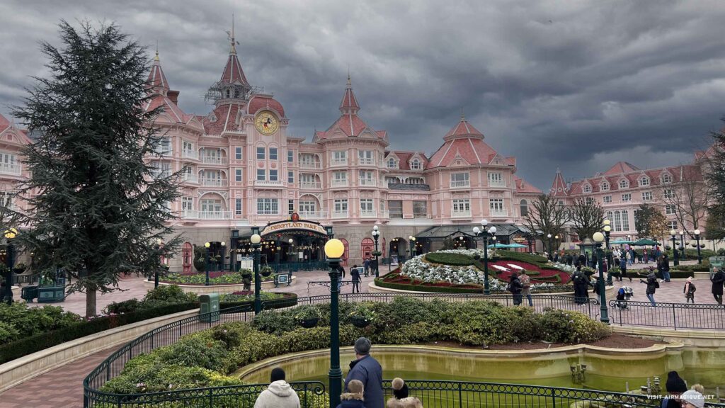 New Disneyland Hotel Only Get’s 2.5/5 on Tripadvisor | Disneyland Paris