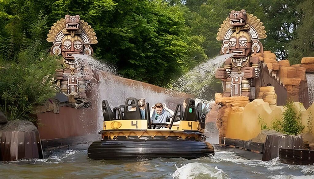 Piraña Reopens  Following Extensive Renovations + New Gift Shop | Efteling