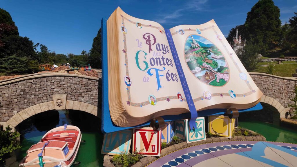 Disneyland Paris’s Le Pays des Contes de Fées Reopens with New Scenes & Refreshed Sets