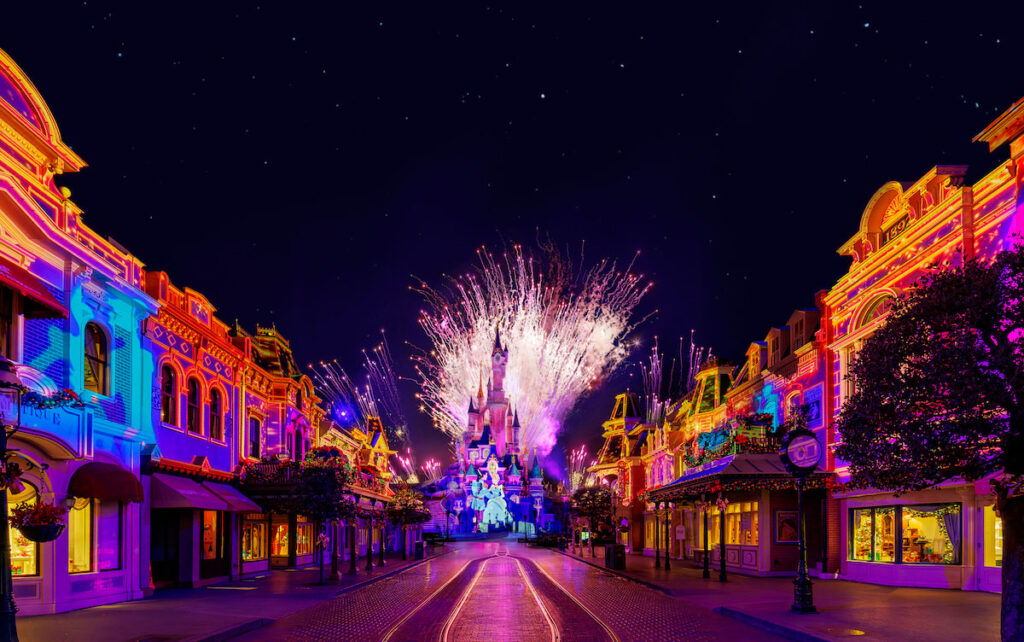 Disneyland Paris Premieres “Disney Tales of Magic” Nighttime Spectacular