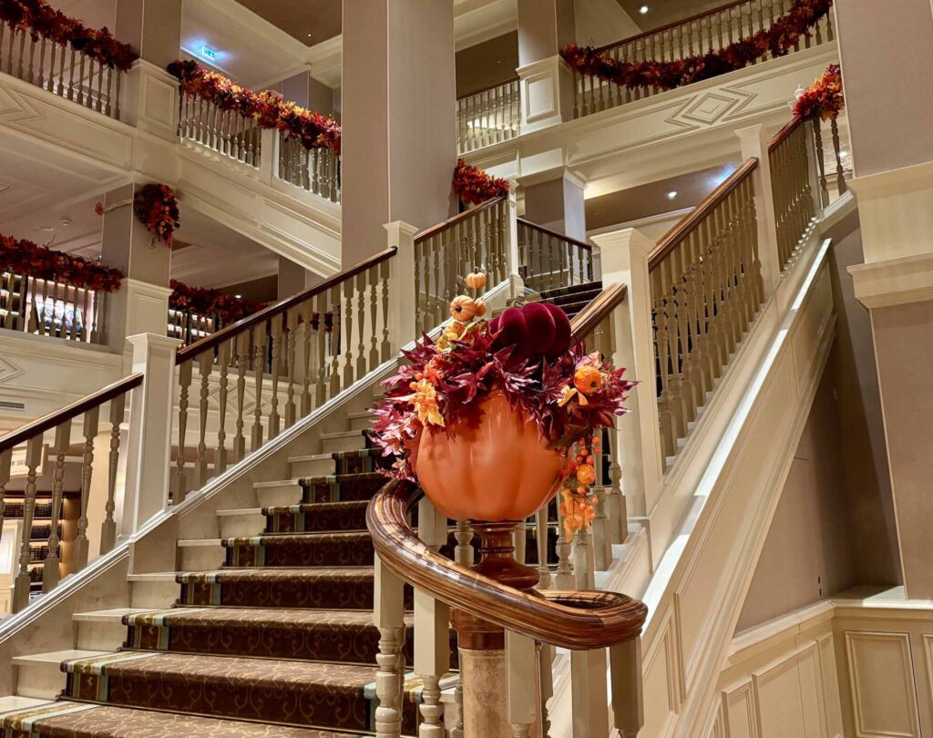 Disneyland Hotel Debuts Autumn Décor for Disney Halloween Festival