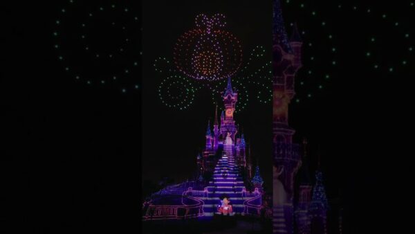 Disneyland Paris - Disney Electrical Sky Parade 🤩 feat. drones carrying real pyro #disneylandparis